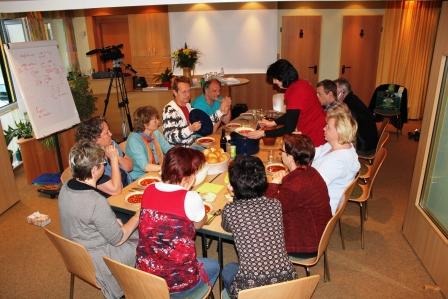 während der "Therapeutenrunde" am Abend während der "Therapeutenrunde" am Abend